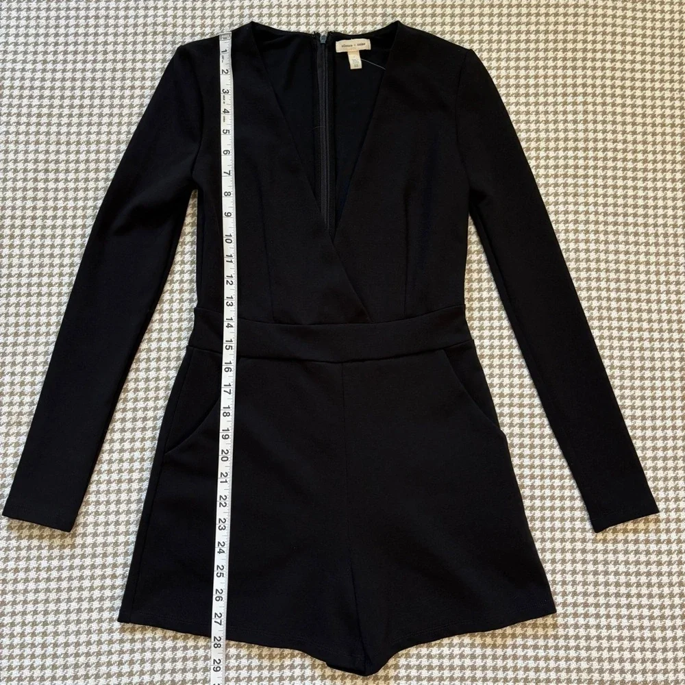 Urban Outfitters | Silence + Noise Deep V Romper - Picture 13 of 16